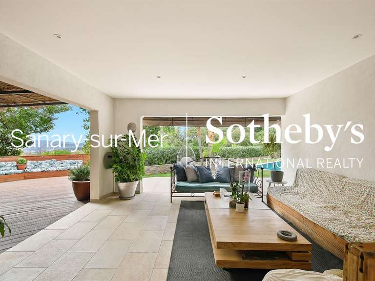 House Ollioules - 5 bedrooms - 292m²