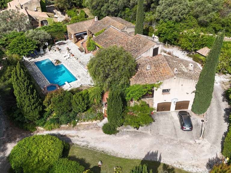 Villa Ollioules - 3 chambres - 179m²