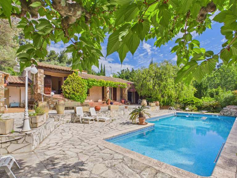 Villa Ollioules - 3 chambres - 179m²