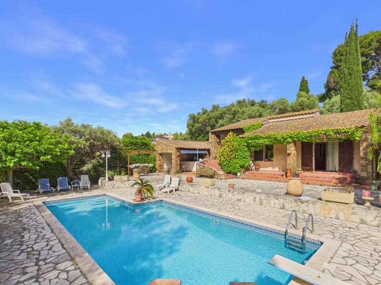 Villa Ollioules - 3 chambres - 179m²
