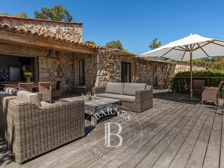 Villa Olmeto - 4 bedrooms - 240m²