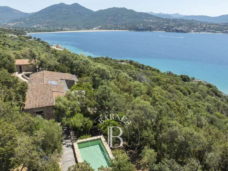 Villa Olmeto - 4 bedrooms - 240m²