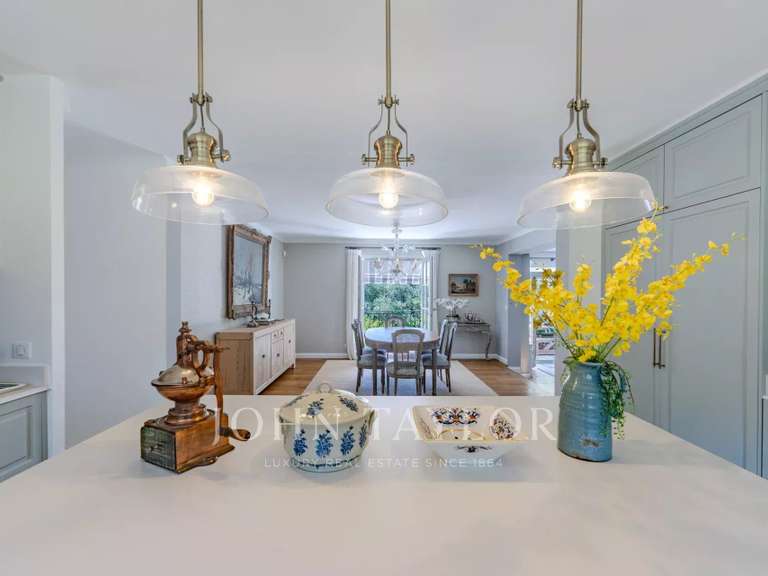 Maison Opio - 5 chambres - 377m²