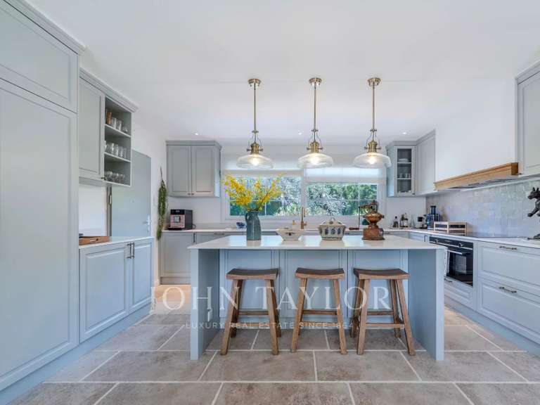 Maison Opio - 5 chambres - 377m²