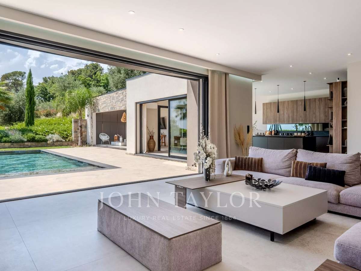 House Opio