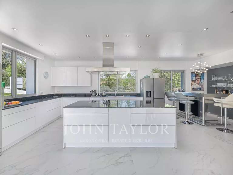 House Opio - 5 bedrooms - 300m²
