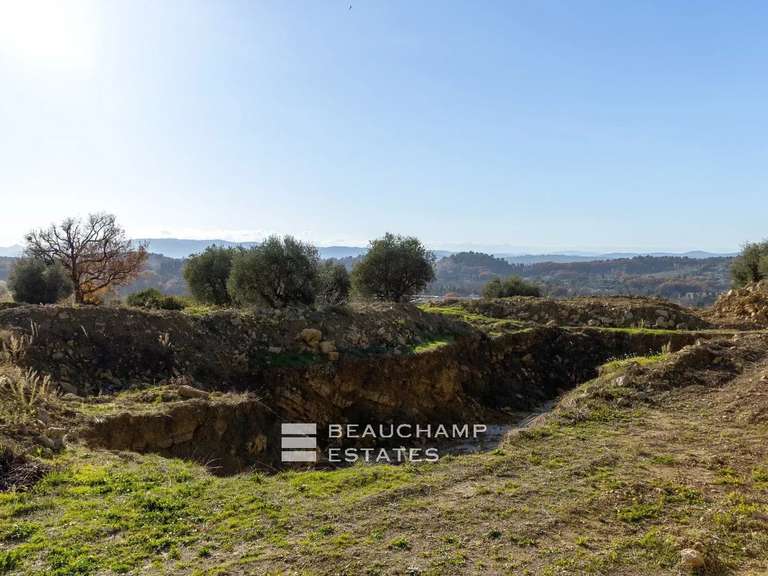 Terrain Opio - 2511m²