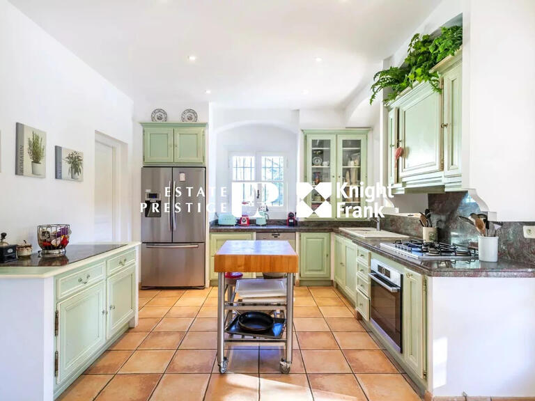 Villa Opio - 4 bedrooms - 195m²