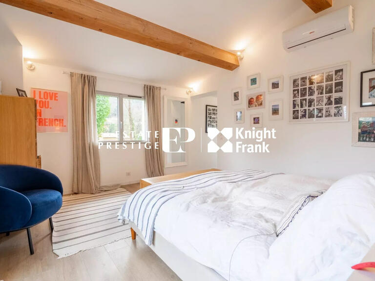 Villa Opio - 5 bedrooms - 205m²