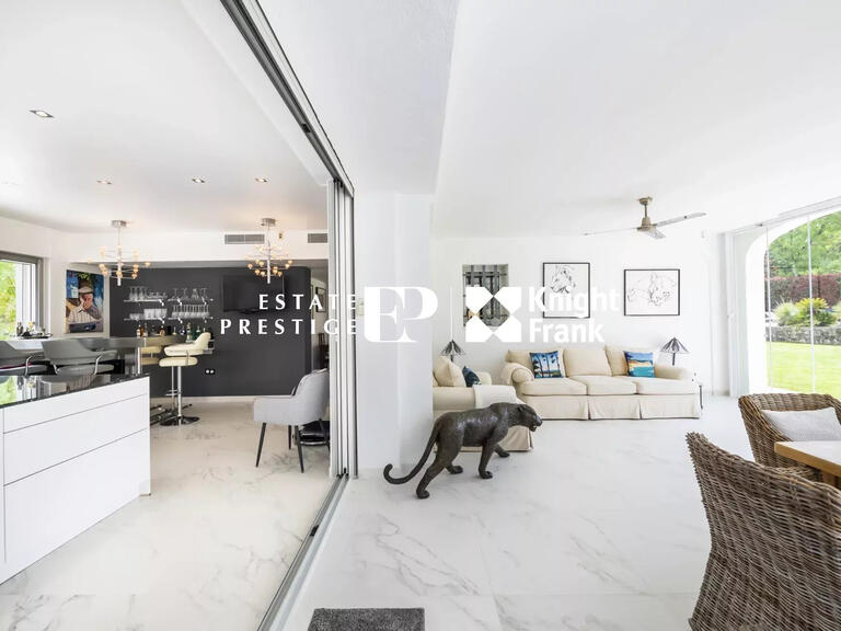 Villa Opio - 5 bedrooms - 310m²