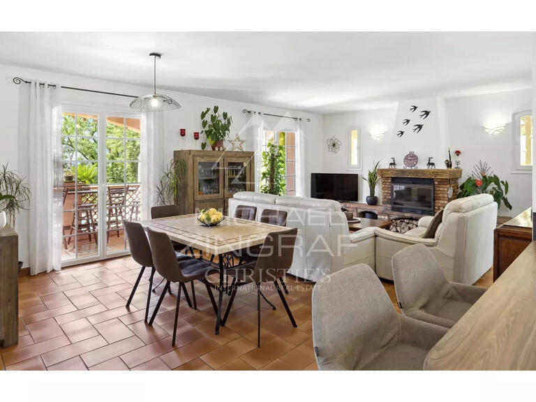Villa Opio - 4 bedrooms - 1500m²