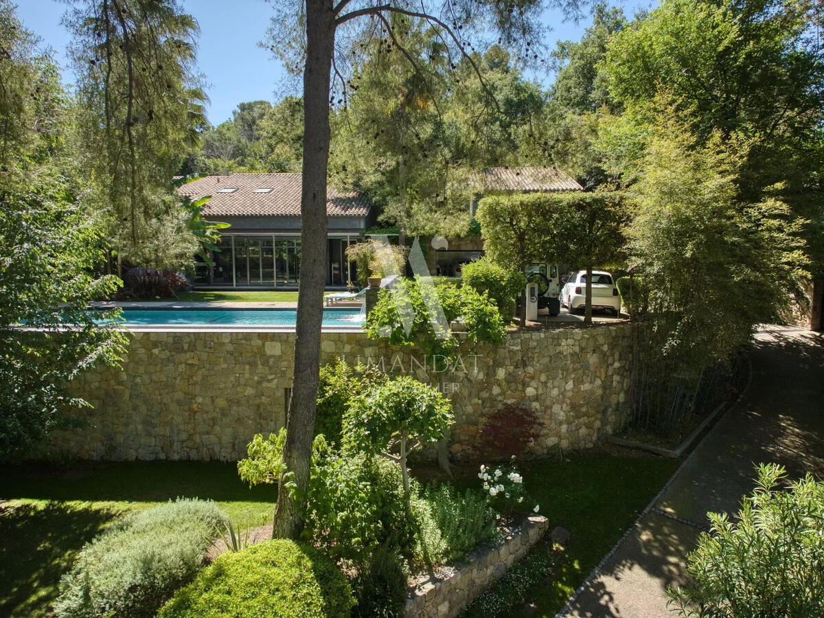 Villa Opio