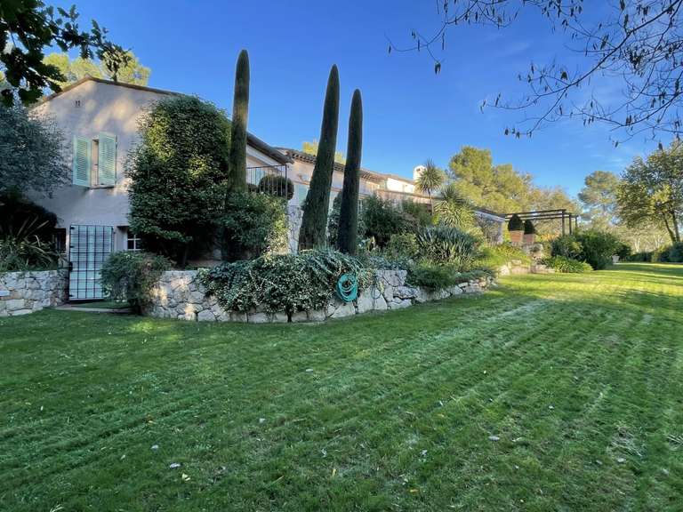 Villa Opio - 330m²