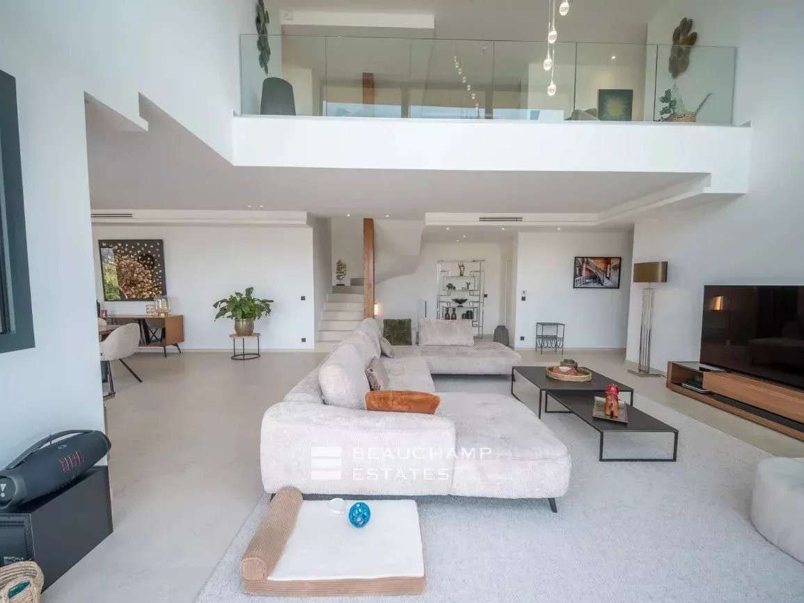 Villa Opio