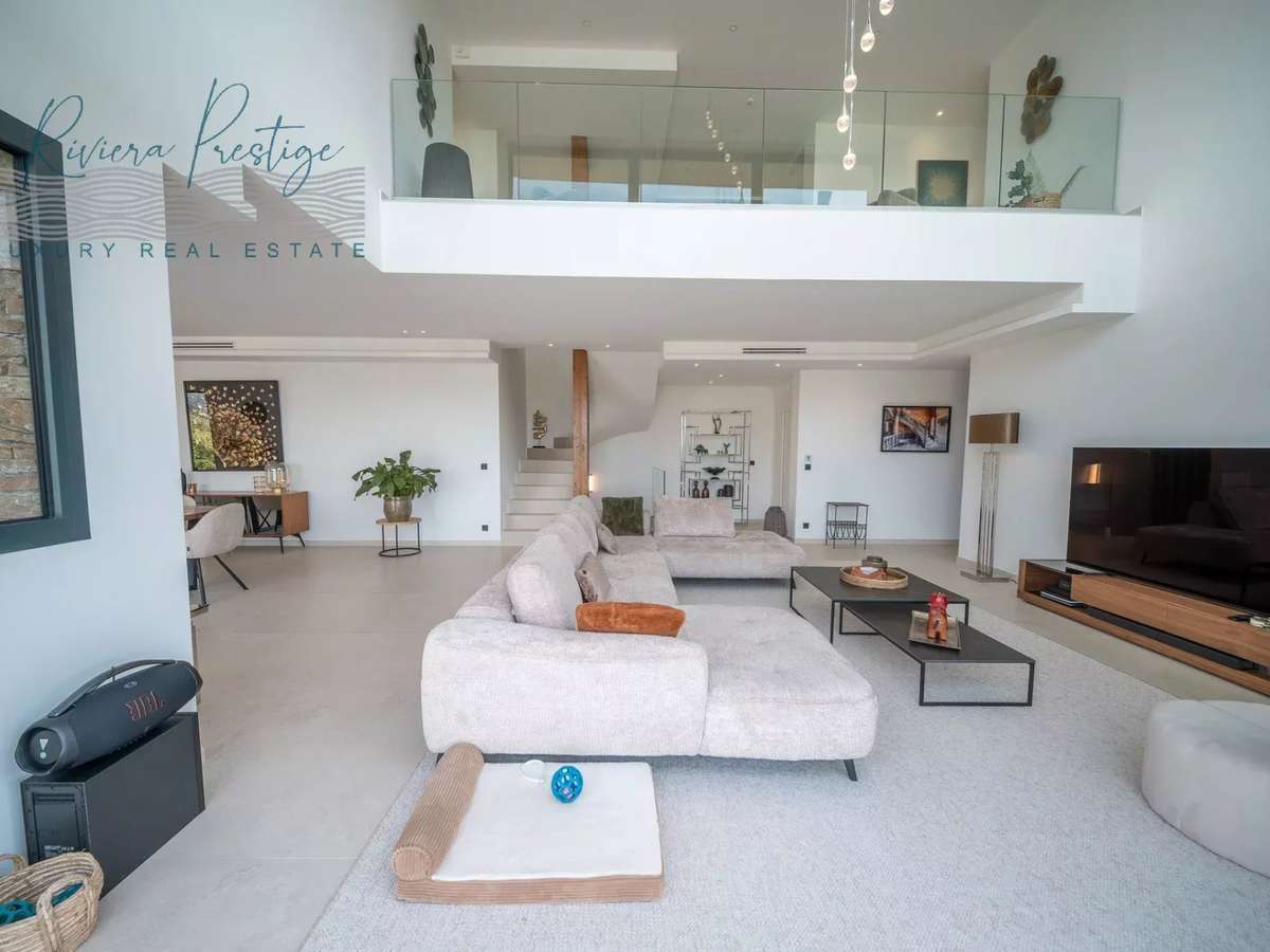 Villa Opio