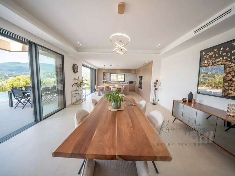 Villa Opio - 5 bedrooms - 430m²