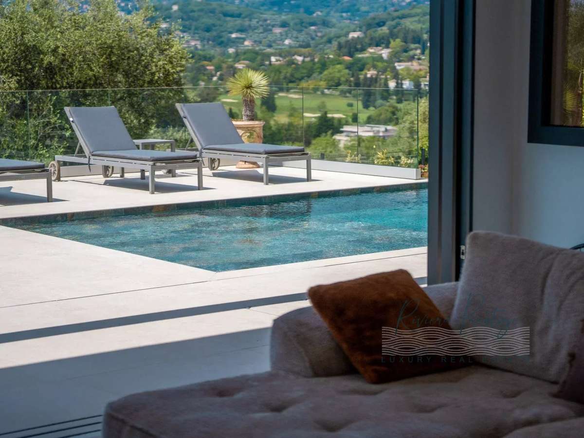 Villa Opio
