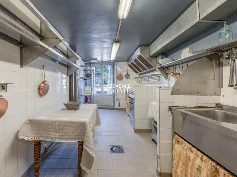 Hôtel particulier Oppède - 6 chambres - 303m²