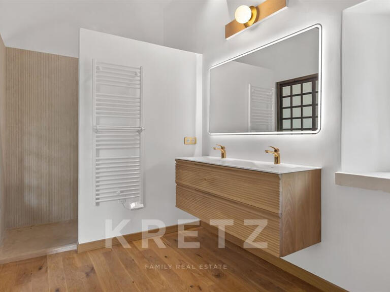 Maison Oppède - 9 chambres - 450m²