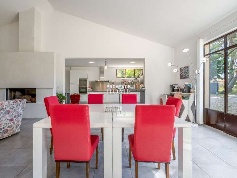 Maison Oppède - 4 chambres - 187m²