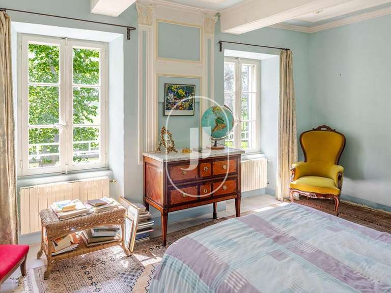 Maison Oppède - 4 chambres - 251m²