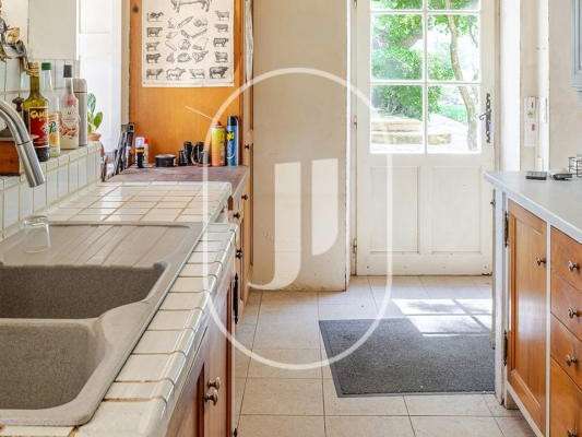 Maison Oppède - 4 chambres - 251m²