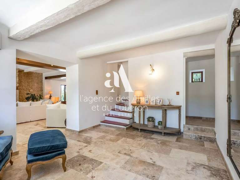 Maison Oppède - 5 chambres - 325m²