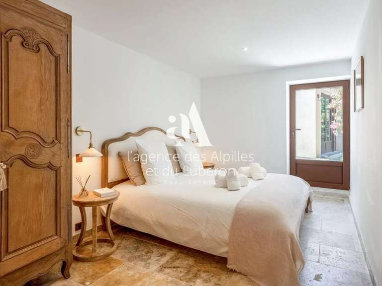Maison Oppède - 5 chambres - 325m²