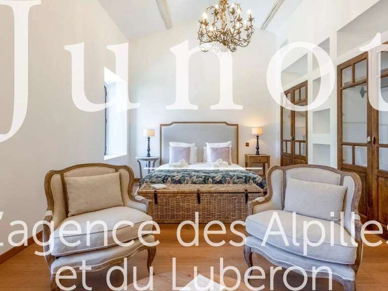 Maison Oppède - 5 chambres - 325m²