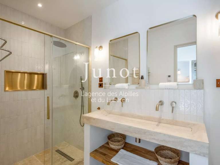 Maison Oppède - 5 chambres - 325m²