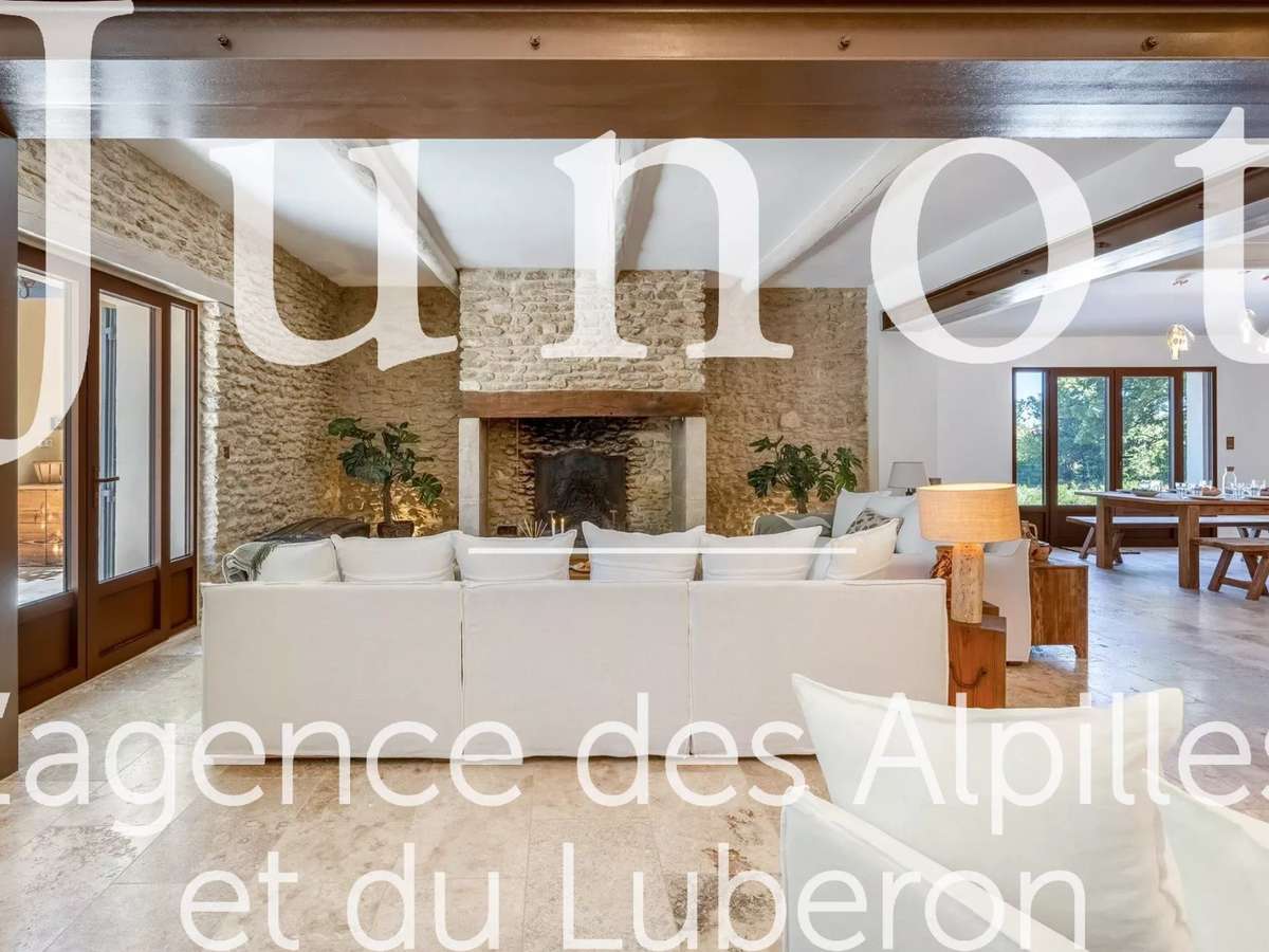 Maison Oppède