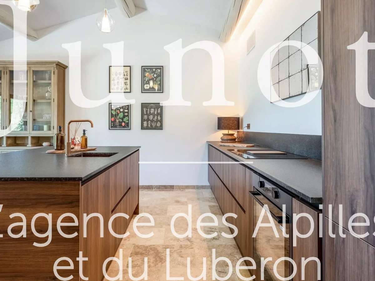 Maison Oppède