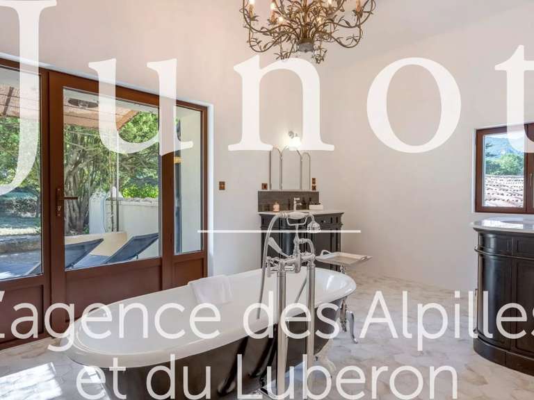 Maison Oppède - 5 chambres - 325m²