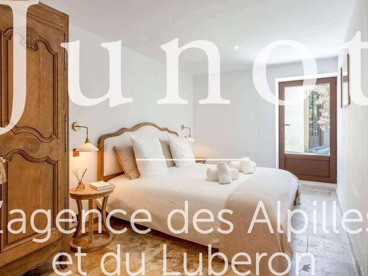 Maison Oppède