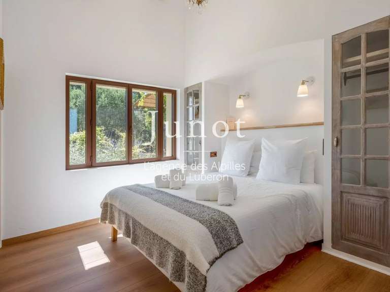 Maison Oppède - 5 chambres - 325m²