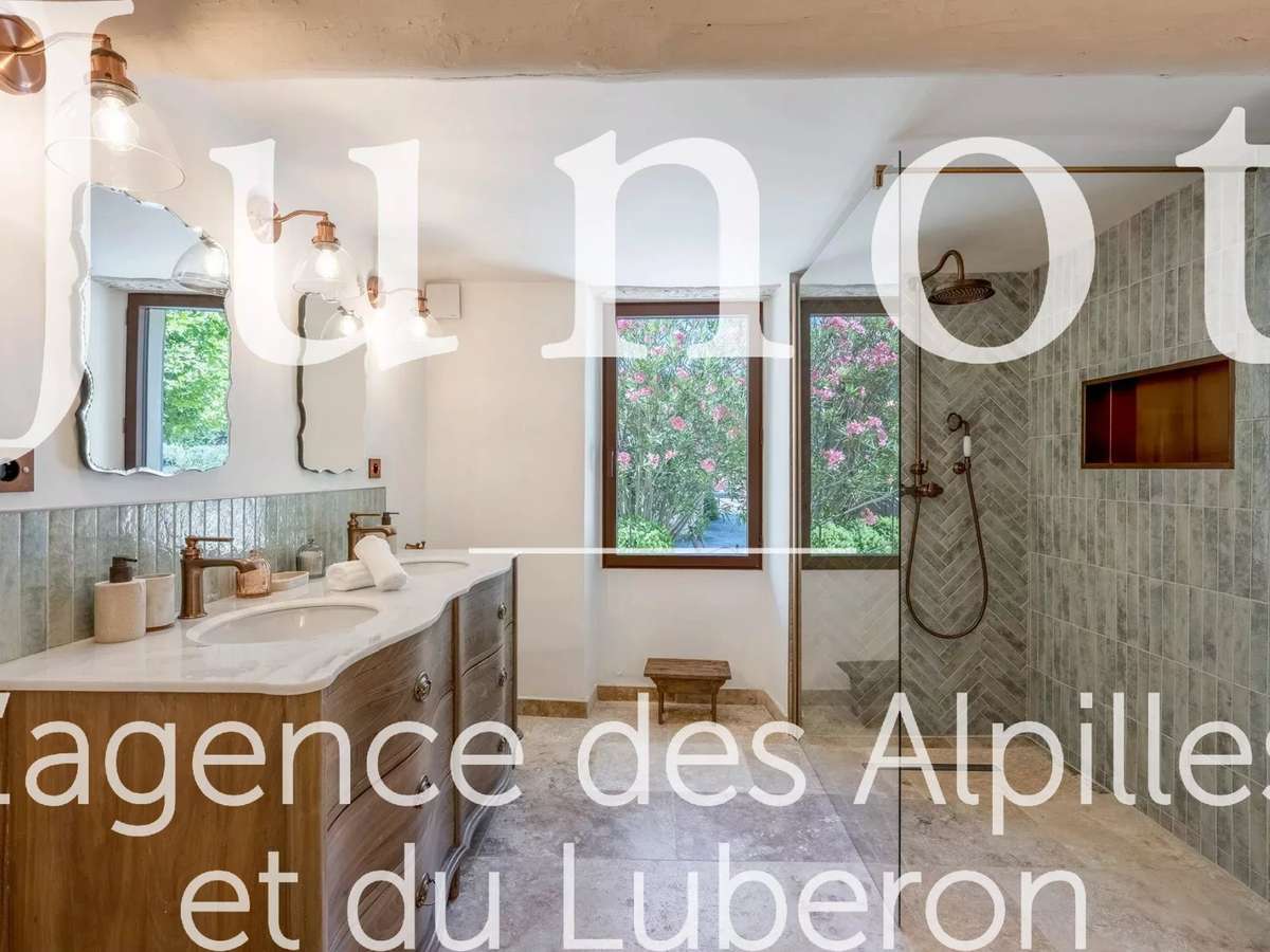 Maison Oppède
