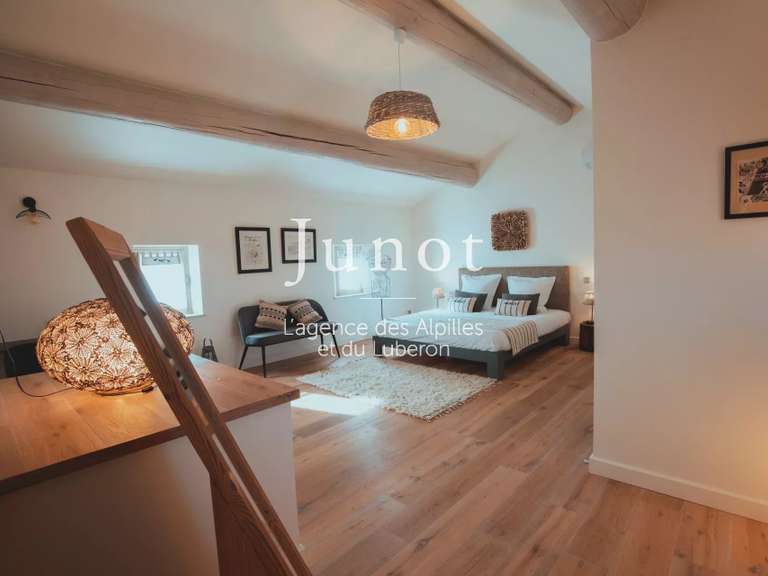 Maison Oppède - 6 chambres - 260m²