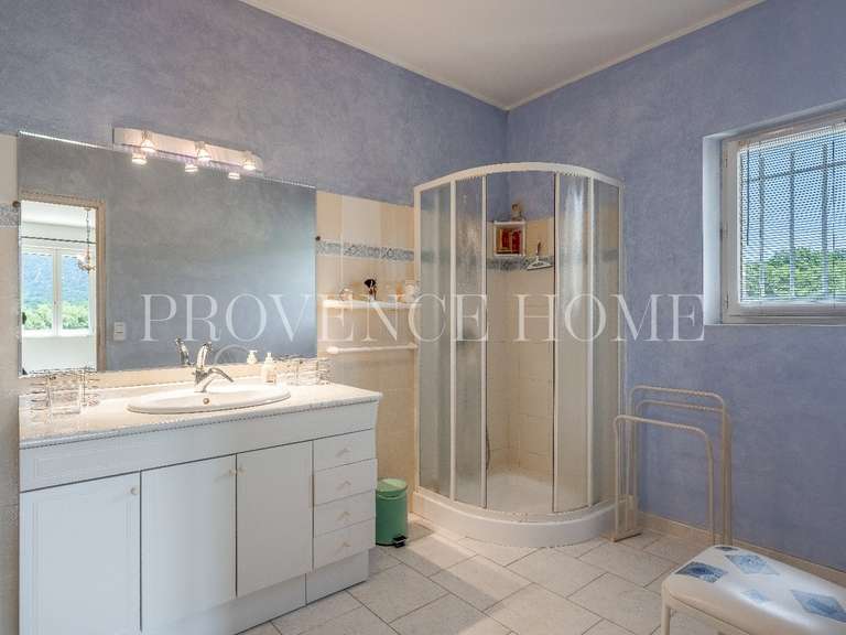 Maison Oppède - 3 chambres - 170m²
