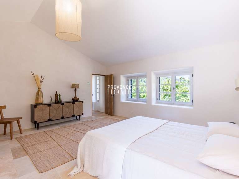 Propriété Oppède - 4 chambres - 221m²