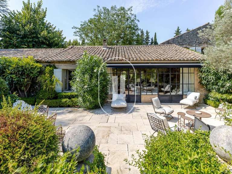 Propriété Oppède - 9 chambres - 545m²