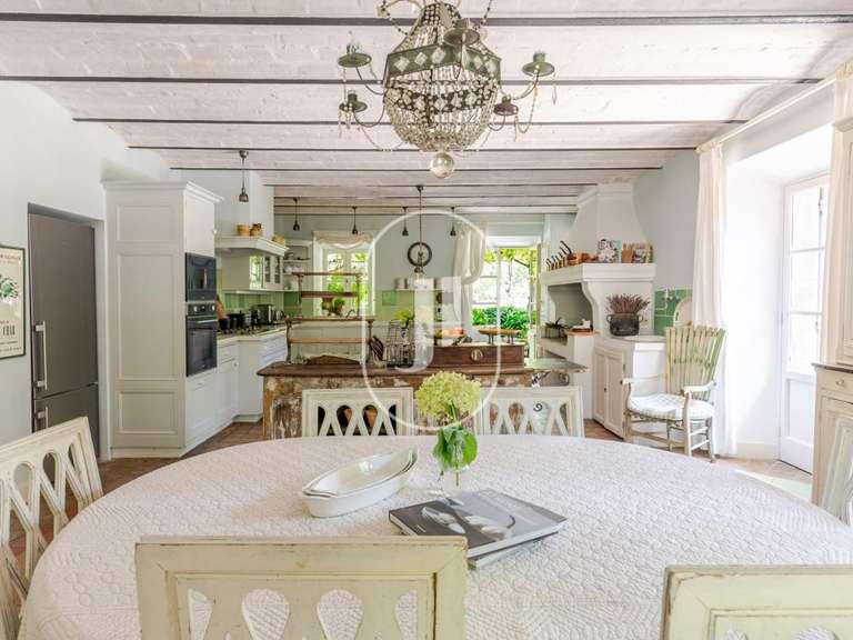 Propriété Oppède - 9 chambres - 545m²