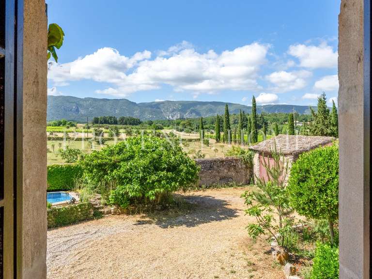 Propriété Oppède - 6 chambres - 234m²