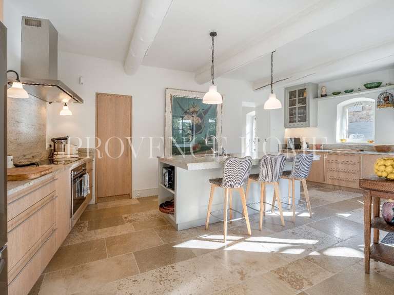 Propriété Oppède - 7 chambres - 385m²