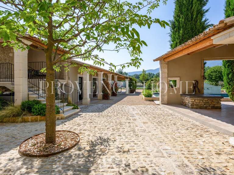 Propriété Oppède - 6 chambres - 370m²