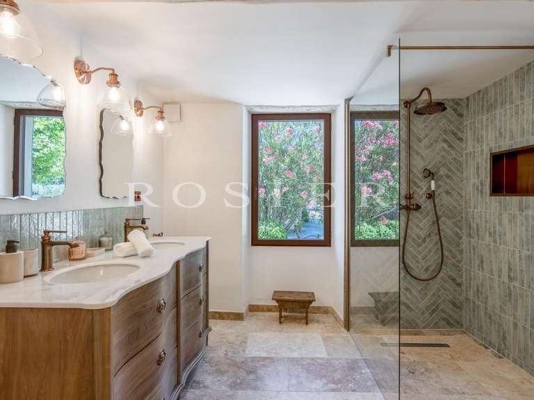 Villa Oppède - 5 chambres - 250m²