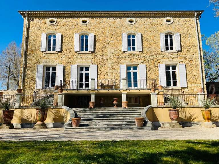 Maison Orange - 7 chambres - 684m²