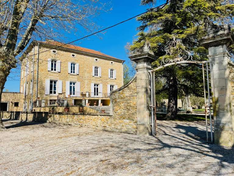 Maison Orange - 7 chambres - 684m²