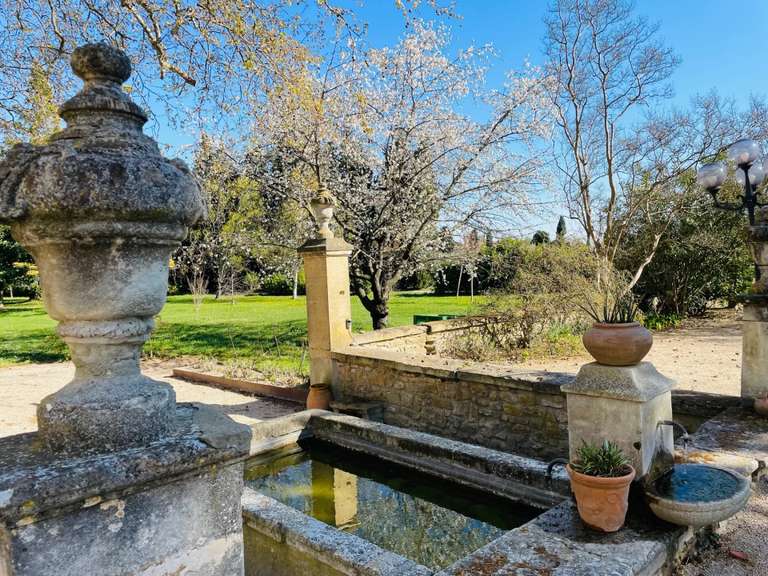 Maison Orange - 7 chambres - 684m²