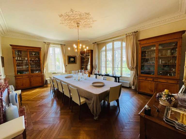 Maison Orange - 7 chambres - 684m²