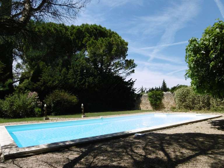 Propriété Orange - 8 chambres - 350m²